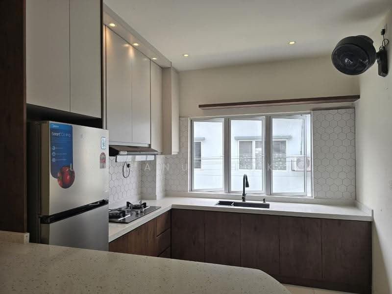 Rumah Bandar untuk Disewa di Dengkil (Selangor) - Luqmanul Hakim - Kitchen - PropertyGuru.com.my