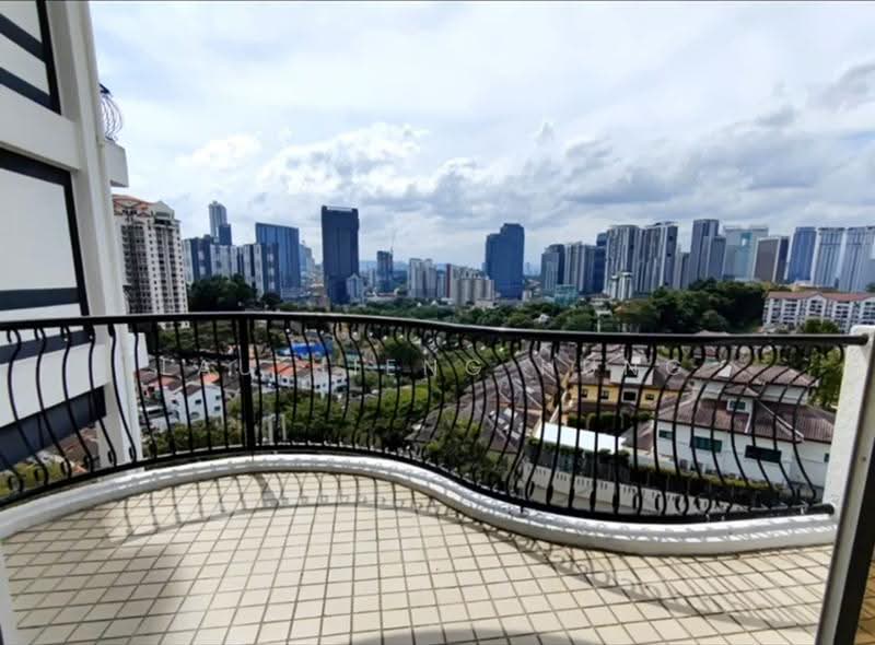 Kondominium untuk Dijual di Bukit Robson Condominium - Lau Hieng Hung - Balcony - PropertyGuru.com.my