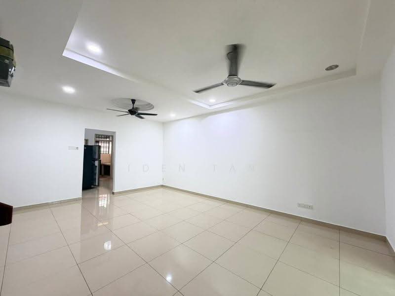 2-storey Terraced House for Sale in Taman Sri Pulai Perdana (Skudai) - Iden Tan - Living Room - PropertyGuru.com.my