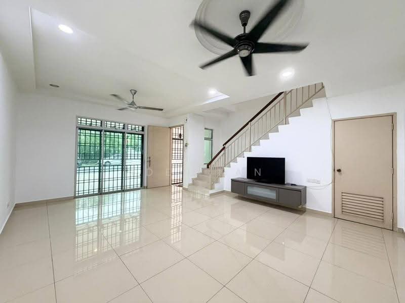 2-storey Terraced House for Sale in Taman Sri Pulai Perdana (Skudai) - Iden Tan - Living Room - PropertyGuru.com.my