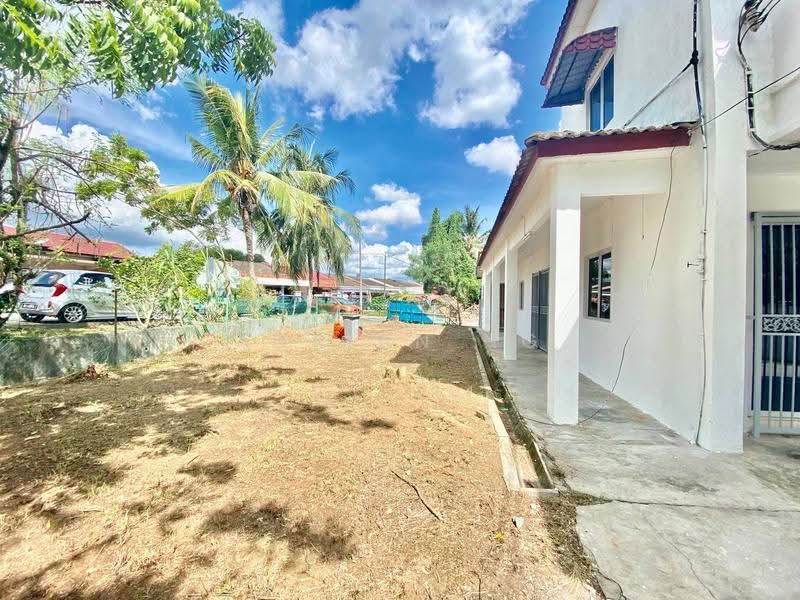 Rumah Teres 1.5-Tingkat untuk Dijual di Taman Limau Emas (Seremban) - Darius Ng - PropertyGuru.com.my