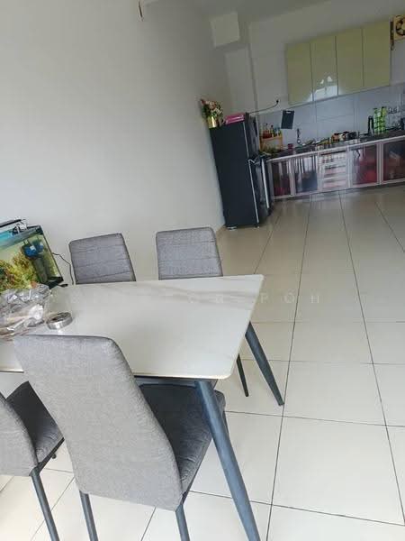 Kediaman Servis untuk Dijual di The Garden Residences - Simpson Poh - Kitchen - PropertyGuru.com.my