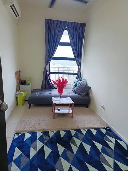Kediaman Servis untuk Dijual di The Garden Residences - Simpson Poh - Living Room - PropertyGuru.com.my