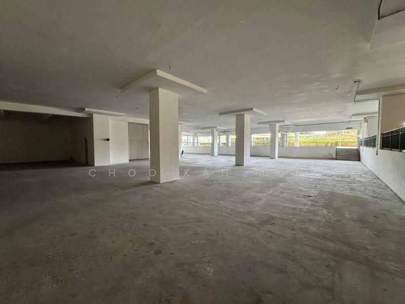 Shop for Rent in Seri Kembangan (Selangor) - Choo Kah Mun - Interior - PropertyGuru.com.my
