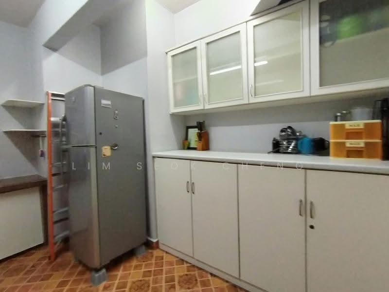 Pangsapuri untuk Disewa di Indah Kota Apartment - Lim Seok Cheng - Kitchen - PropertyGuru.com.my