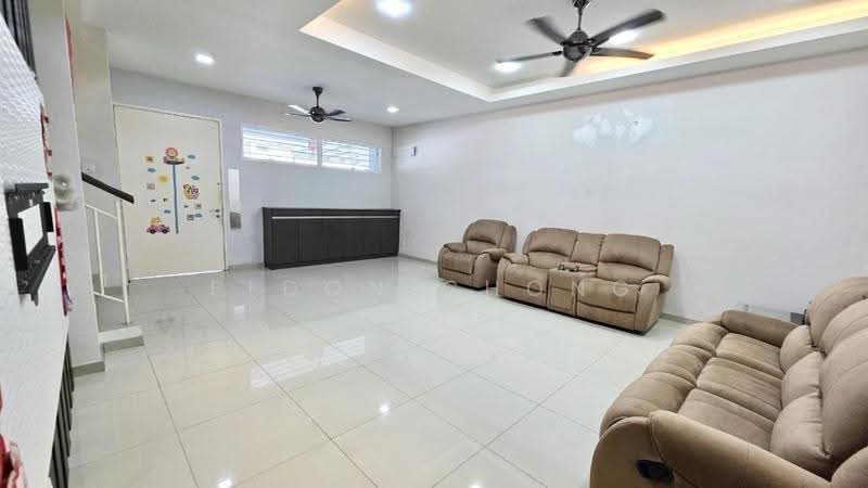 Rumah Teres 2-Tingkat untuk Dijual di Bandar Teknologi Kajang (Kajang) - Eldon Chong - Living Room - PropertyGuru.com.my