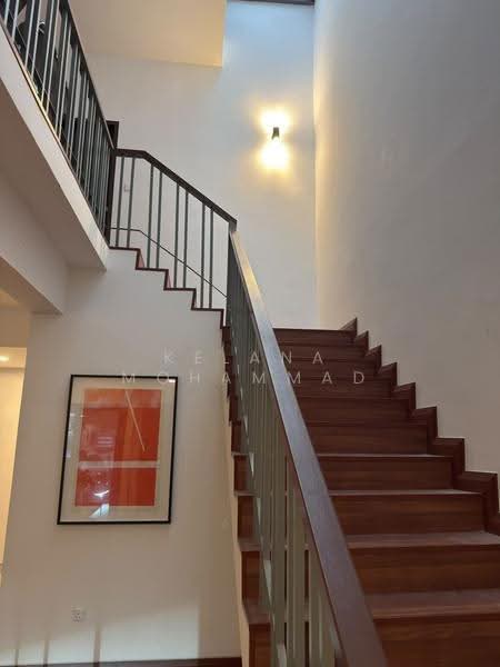 Rumah Teres 2-Tingkat untuk Dijual di Cheras (Selangor) - Kelana Mohammad - Staircase - PropertyGuru.com.my