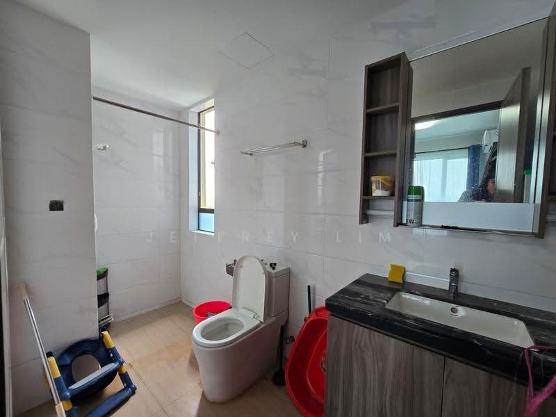 Kediaman Servis untuk Dijual di Country Garden Central Park - Jeffrey Lim - PropertyGuru.com.my