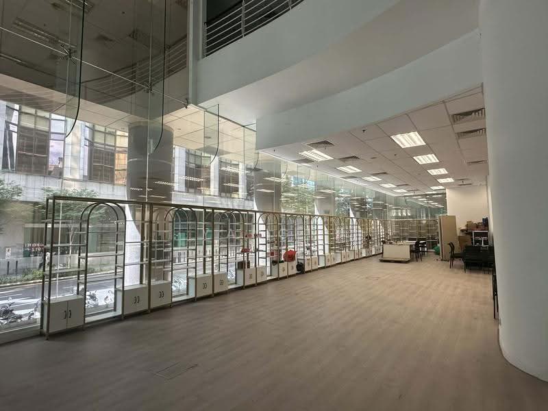Shop for Rent in Bukit Bintang (KL City Centre) - Yang . - Interior - PropertyGuru.com.my