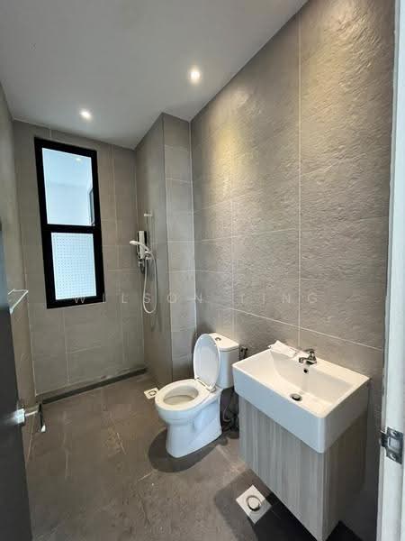 Pangsapuri untuk Dijual di Forest Hill Apartment - Wilson Ting - Bathroom - PropertyGuru.com.my