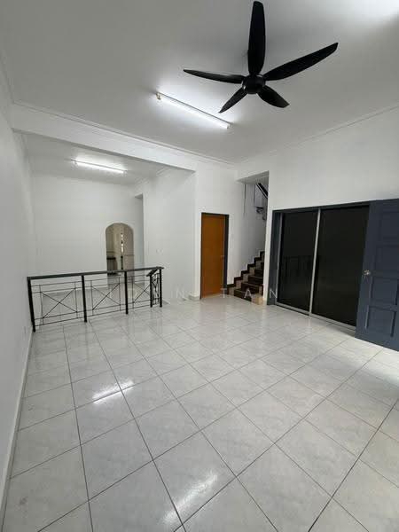 2-storey Terraced House for Sale in Bandar Seri Alam (Masai) - Iden Tan - Living Room - PropertyGuru.com.my