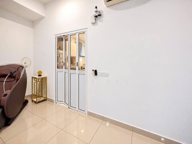 Townhouse for Rent in Eco Ardence (Setia Alam) - Vitas Tan - Living Room - PropertyGuru.com.my