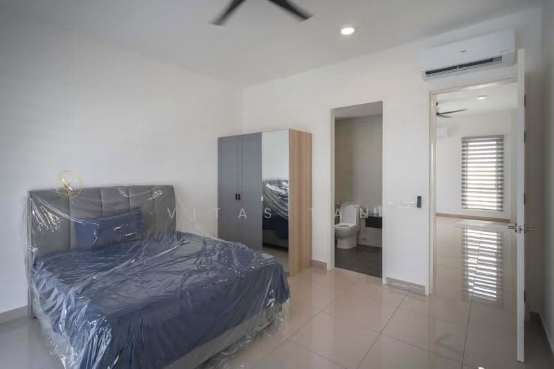 Townhouse for Rent in Eco Ardence (Setia Alam) - Vitas Tan - Bedroom - PropertyGuru.com.my