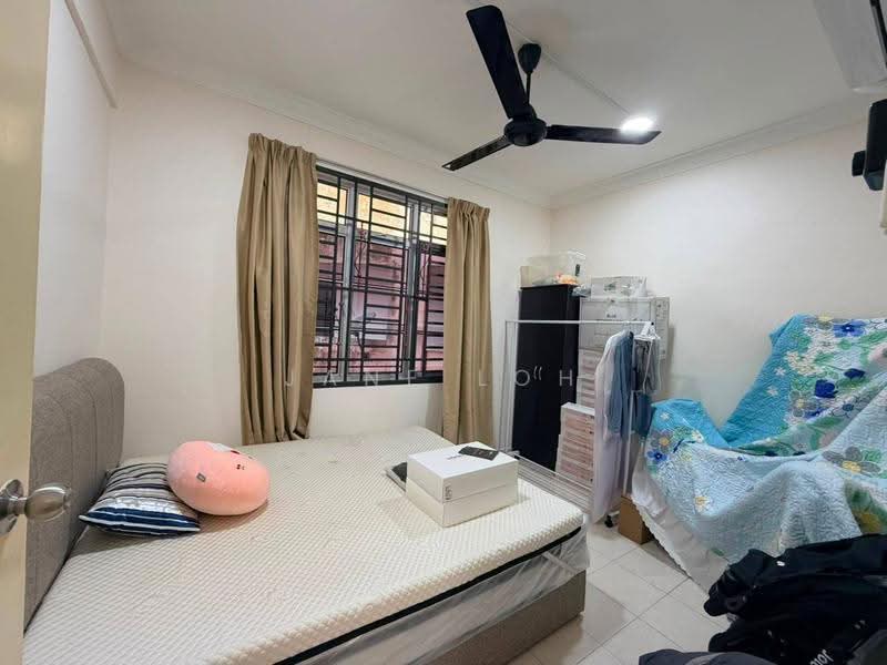 Apartment for Sale at Villa Bestari Apartment - Jane Loh - Bedroom - PropertyGuru.com.my