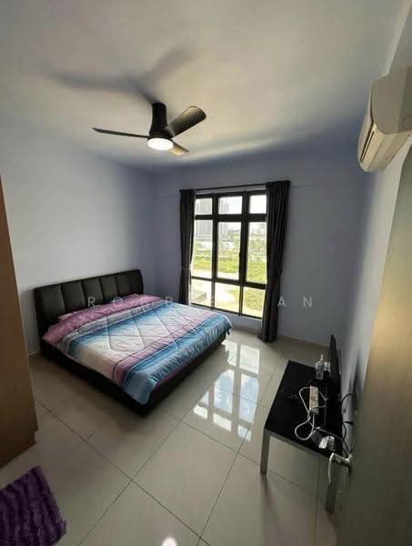 Kediaman Servis untuk Disewa di D'Secret Garden (Pangsapuri Kempas Indah) - Robbie Tan - Bedroom - PropertyGuru.com.my