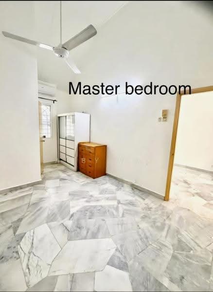 1-storey Terraced House for Rent in Bandar Kinrara (Selangor) - Abby Woo - Master Bedroom - PropertyGuru.com.my