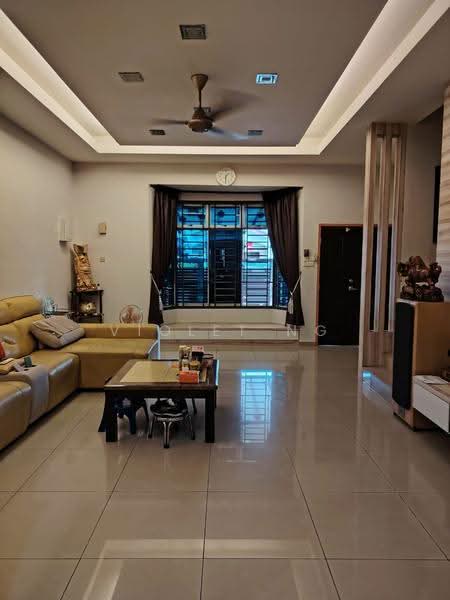 2-storey Terraced House for Sale in Taman Ehsan Jaya (Ulu Tiram) - Violet Ng - Living Room - PropertyGuru.com.my