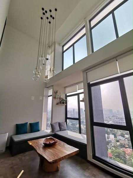 Service Residence for Sale at Expressionz Professional Suites - Brandon . - PropertyGuru.com.my