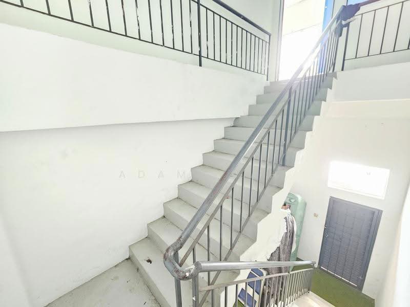 Terrace Factory for Sale in Taman Kajang Utama (Kajang) - Adam Puah - Corridor - PropertyGuru.com.my