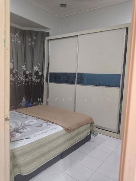 1-storey Terraced House for Sale in Taman Puteri Wangsa (Ulu Tiram) - ALHAFIZ AZIS - Bedroom - PropertyGuru.com.my