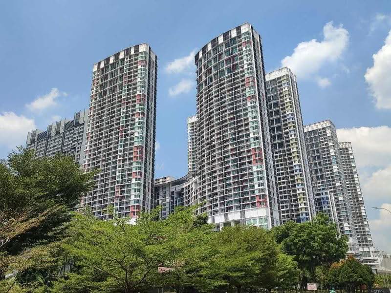 Service Residence for Sale at i-SOHO @ i-City - P M Chan - Exterior - PropertyGuru.com.my