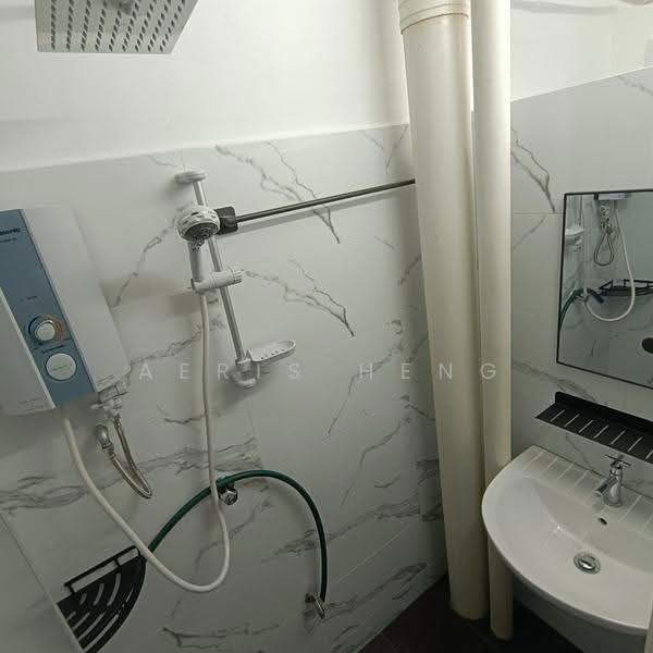 Apartment for Rent at Pandan Ria (Block A & B) - Aeris Heng - Bathroom - PropertyGuru.com.my