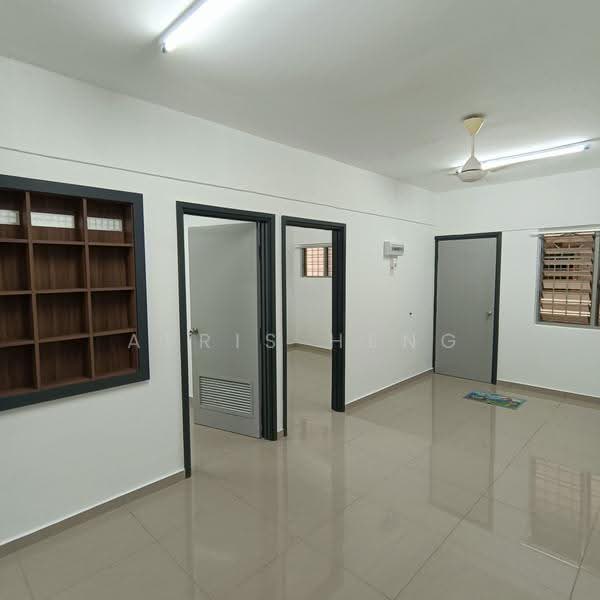 Apartment for Rent at Pandan Ria (Block A & B) - Aeris Heng - Living Room - PropertyGuru.com.my