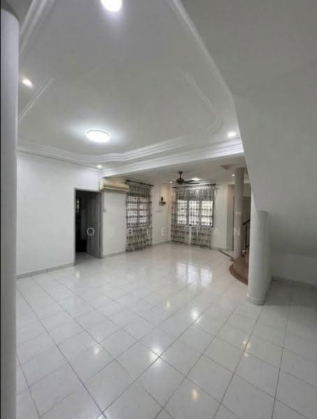 2-storey Terraced House for Rent in Skudai (Johor) - Robbie Tan - Living Room - PropertyGuru.com.my