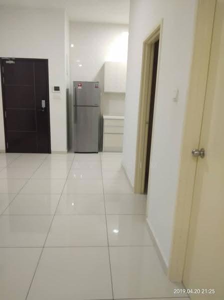 Kediaman Servis untuk Dijual di D'Summit Residences - Dave Sim - Kitchen - PropertyGuru.com.my