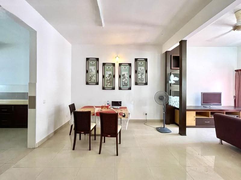 Rumah Teres 2.5-Tingkat untuk Disewa di Sungai Ara (Penang) - CK Goh - Dining Room - PropertyGuru.com.my