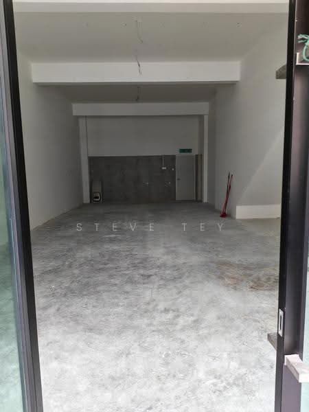 Kedai untuk Disewa di Taman Pelangi (Johor Bahru) - Steve Tey - Interior - PropertyGuru.com.my