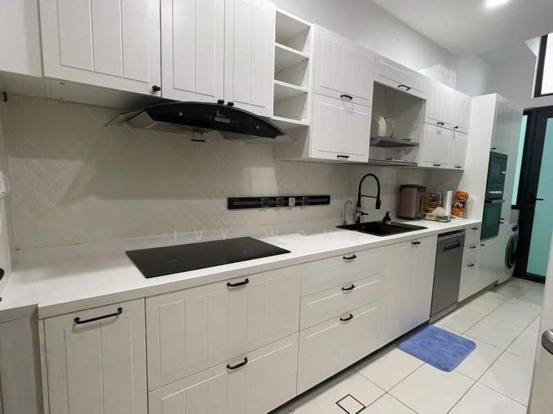 Semi-Detached House for Rent in Cyberjaya (Selangor) - Ivy Wong - Kitchen - PropertyGuru.com.my