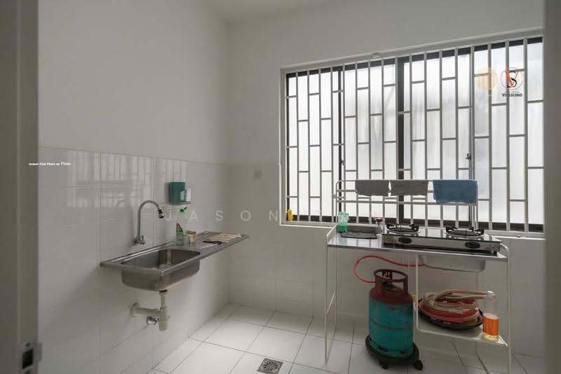 Rumah Teres 2-Tingkat untuk Disewa di Setia Alam (Selangor) - Jason Tan - Kitchen - PropertyGuru.com.my