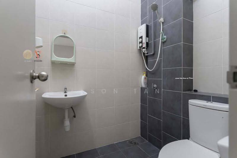 Rumah Teres 2-Tingkat untuk Disewa di Setia Alam (Selangor) - Jason Tan - Bathroom - PropertyGuru.com.my