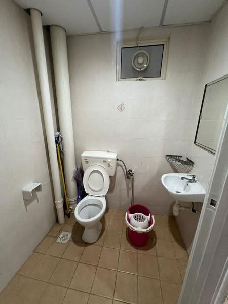Condominium for Rent at Putra Marine Resort - A Ee Ee - Bathroom - PropertyGuru.com.my
