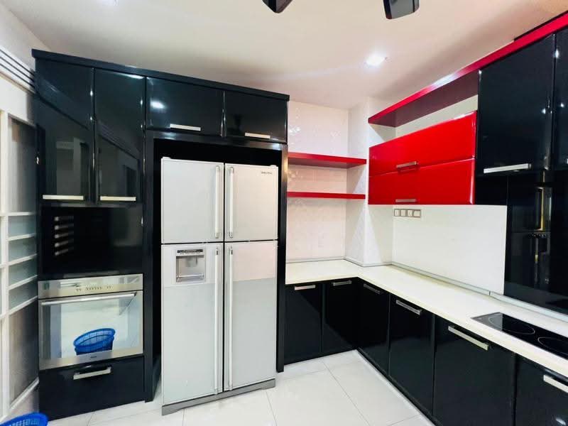 Condominium for Rent at Putra Marine Resort - A Ee Ee - Kitchen - PropertyGuru.com.my