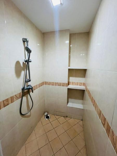 Condominium for Rent at Putra Marine Resort - A Ee Ee - Bathroom - PropertyGuru.com.my