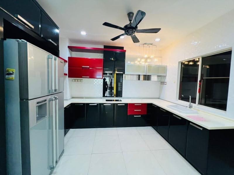 Condominium for Rent at Putra Marine Resort - A Ee Ee - Kitchen - PropertyGuru.com.my