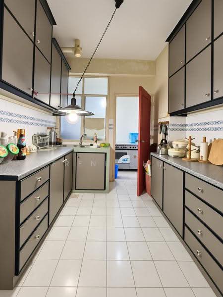 Pangsapuri untuk Dijual di Daya View - Serene Chua - Kitchen - PropertyGuru.com.my