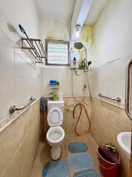 2-storey Terraced House for Sale in Taman Bukit Teratai (Ampang) - Zaffur Nazri - Bathroom - PropertyGuru.com.my
