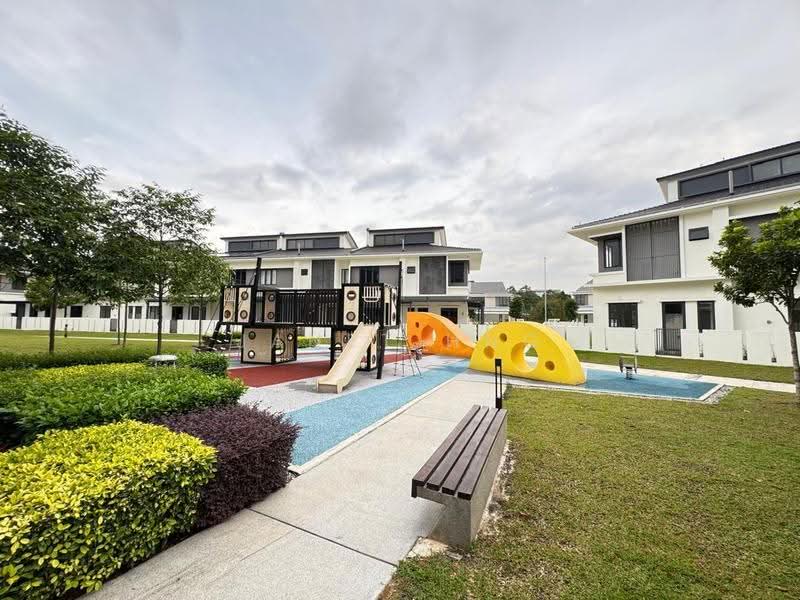Terraced House for Sale in Banting (Selangor) - Janet Hng - Exterior - PropertyGuru.com.my