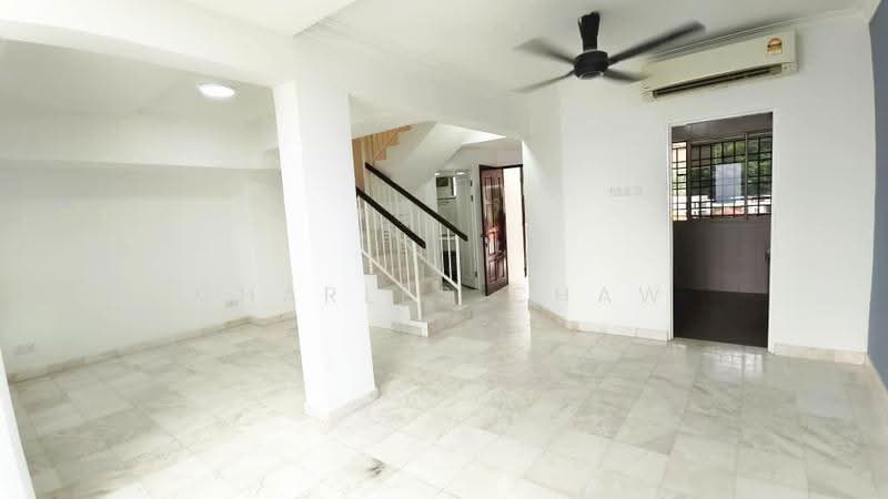 Apartment for Sale at Desa Mar Vista - Charles Chaw - Living Room - PropertyGuru.com.my