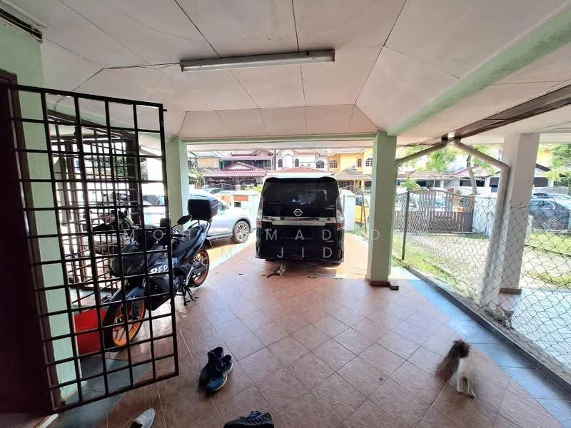 2-storey Terraced House for Sale in Seksyen 7 (Shah Alam) - Mohammad Din Majid - Exterior - PropertyGuru.com.my
