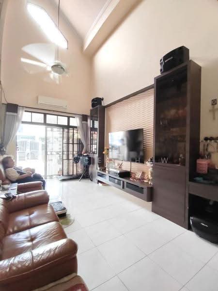 1.5-storey Terraced House for Sale in Ulu Tiram (Johor) - Grace Chew - Living Room - PropertyGuru.com.my