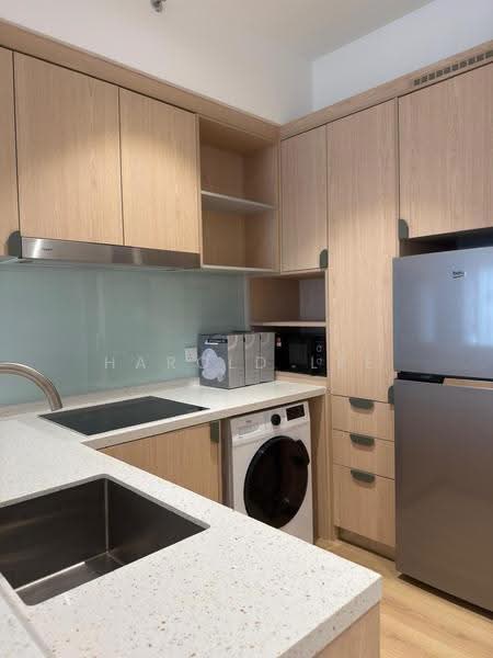 Service Residence for Sale at The Meg Serviced Residence - Harold Lee - Kitchen - PropertyGuru.com.my