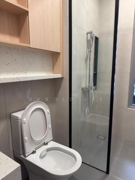 Service Residence for Sale at The Meg Serviced Residence - Harold Lee - Bathroom - PropertyGuru.com.my