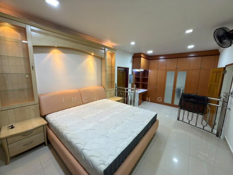 Bungalow House for Rent in Country Heights Kajang, Jade Hills, Mahkota Cheras (Kajang) - Lucus Yong - Bedroom - PropertyGuru.com.my