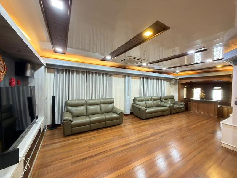 Bungalow House for Rent in Country Heights Kajang, Jade Hills, Mahkota Cheras (Kajang) - Lucus Yong - Living Room - PropertyGuru.com.my