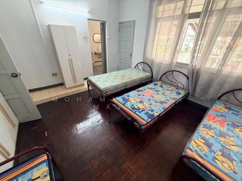 Rumah Teres 2-Tingkat untuk Dijual di Seksyen 4 (Shah Alam) - Mohammad Din Majid - Bedroom - PropertyGuru.com.my