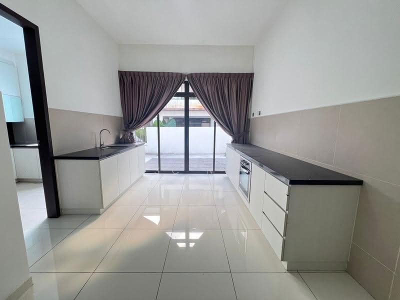 Cluster House for Sale in Horizon Hills (Iskandar Puteri (Nusajaya)) - SC Ng - Kitchen - PropertyGuru.com.my